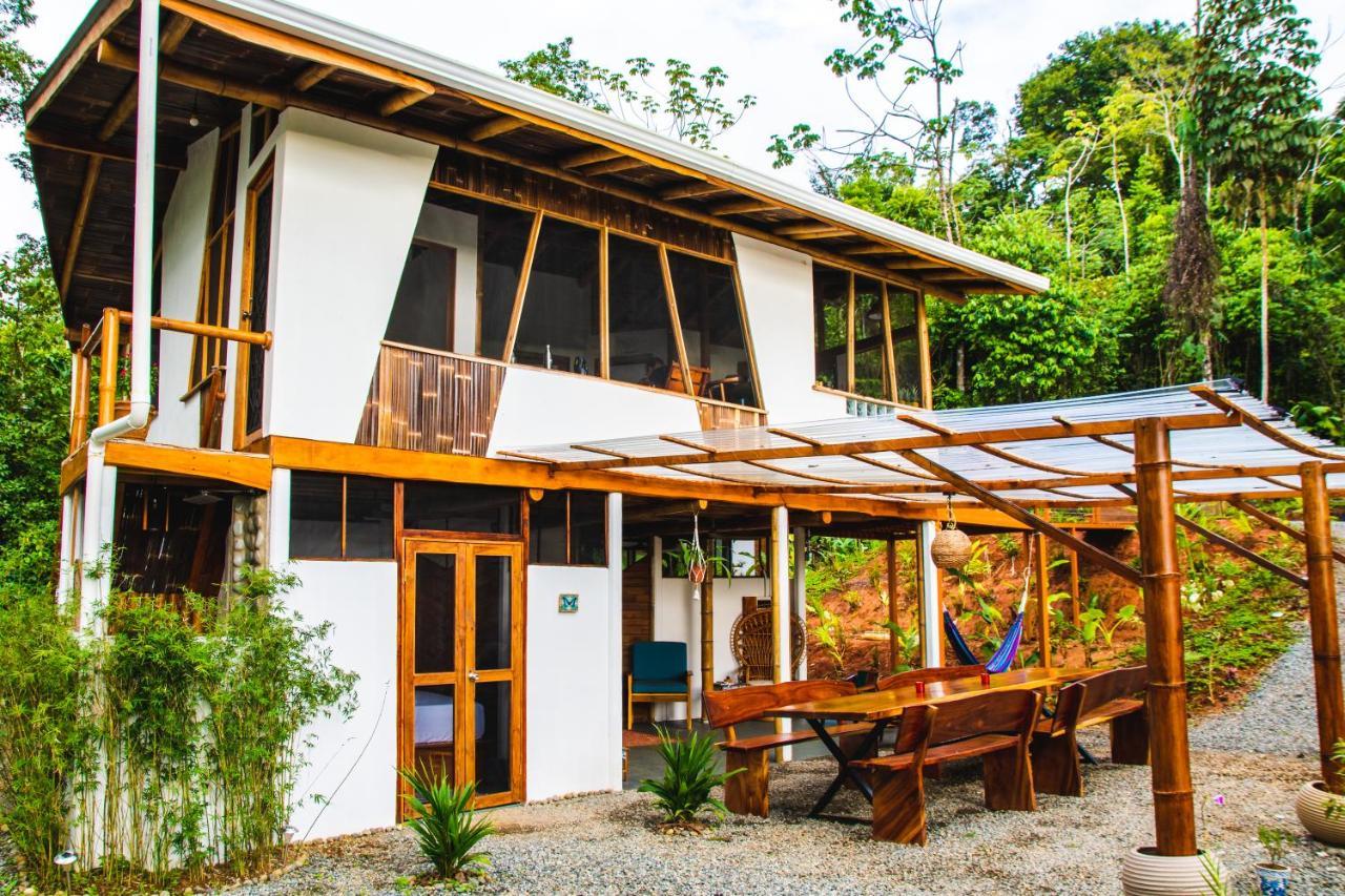 Oasis Uvita Bed and Breakfast Exteriör bild